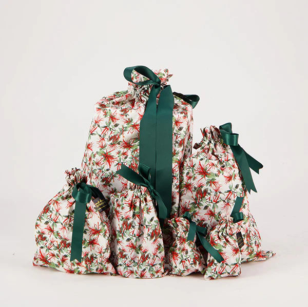 Christmas_Gift_Bag.webp